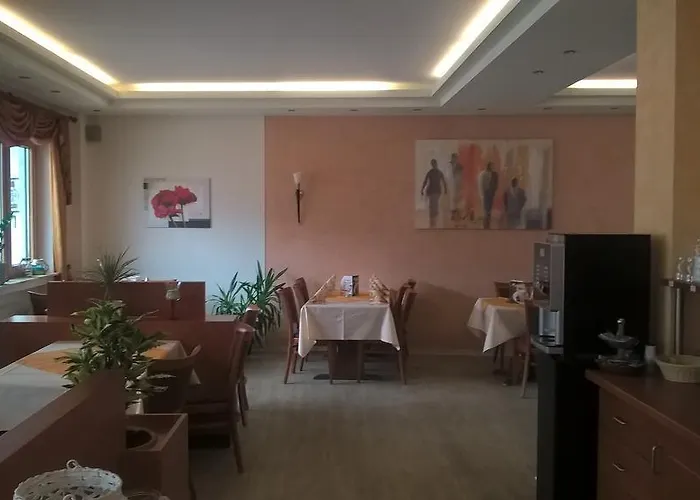 Zur Brucke 3* Minheim